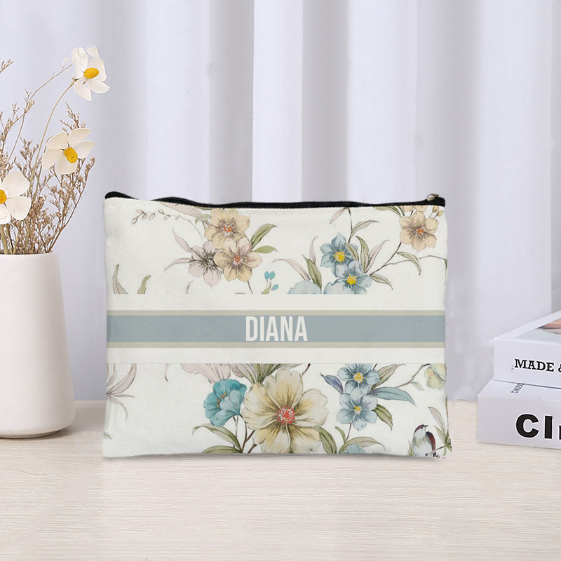 Borsa cosmetica con nome perso - Luxury Skincare Samples recensione e prezzo